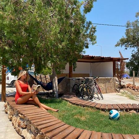 Camp&Hostel Antalya Buitenkant foto