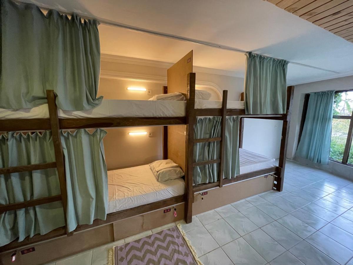 Camp&Hostel Antalya Buitenkant foto